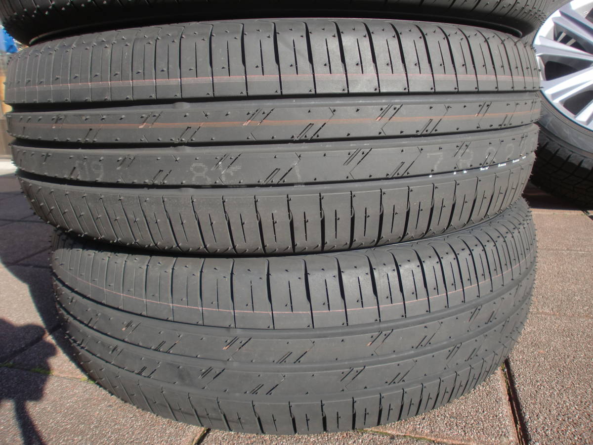 即決 新車外し ヨコハマ BluEarth FE 195/60R17 2023年36週製 4本set　プリウスロッキーライズ等　本州四国は送料無料 手渡し3,000円返金 _画像3