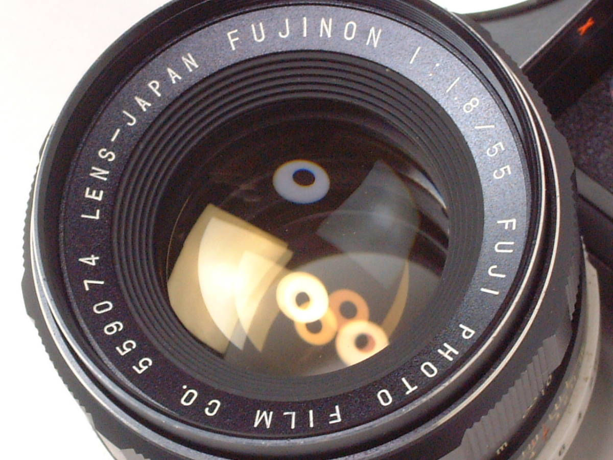 FUJICA ST701 ブラックペイント ＋ FUJINON 55mm F1.8 (外観程度良品/中古/訳アリ） 純正カメラケース付_画像7