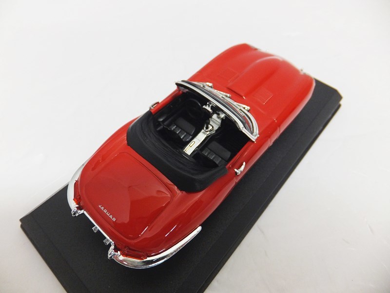 BEST MODEL 1/43 ミニカー Jaguar E-TYPE Spyder 1961 Rosso / EXCLUSIVE MODEL 特注パッケージ ジャガー Eタイプ スパイダー 1961 ロッソ_画像6