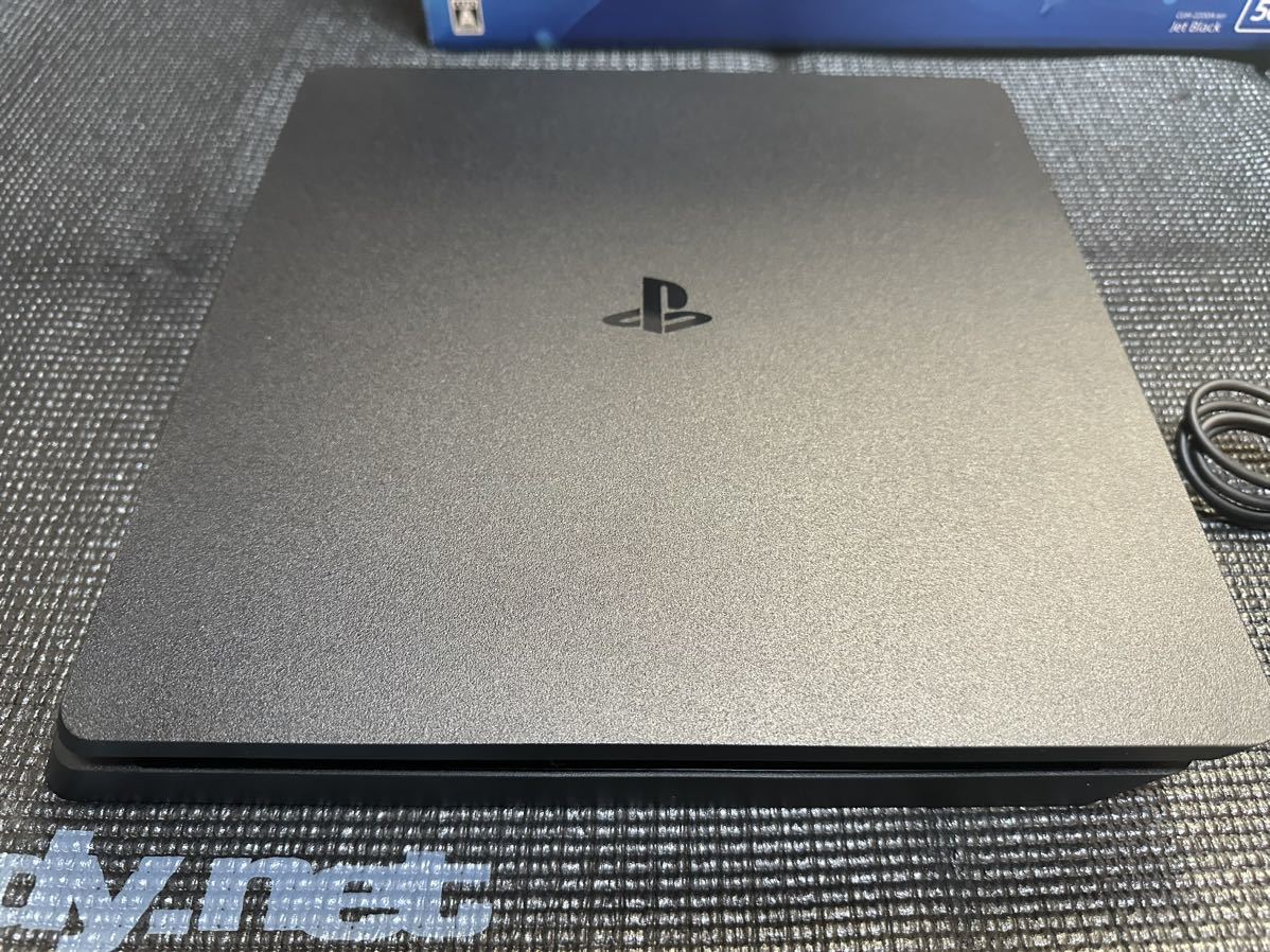 SONY PlayStation 4 ジェット・ブラック 500GB CUH-2200ABO1 ワンオーナー品 中古 中古ソフト2本付き 充電スタンドも付属 即決_画像7