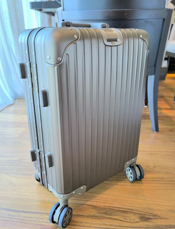最新のアルミニウム - マグネシウム合金のスーツケース、スーツケース、TSA税関コンビネーションロック、20インチ_画像2