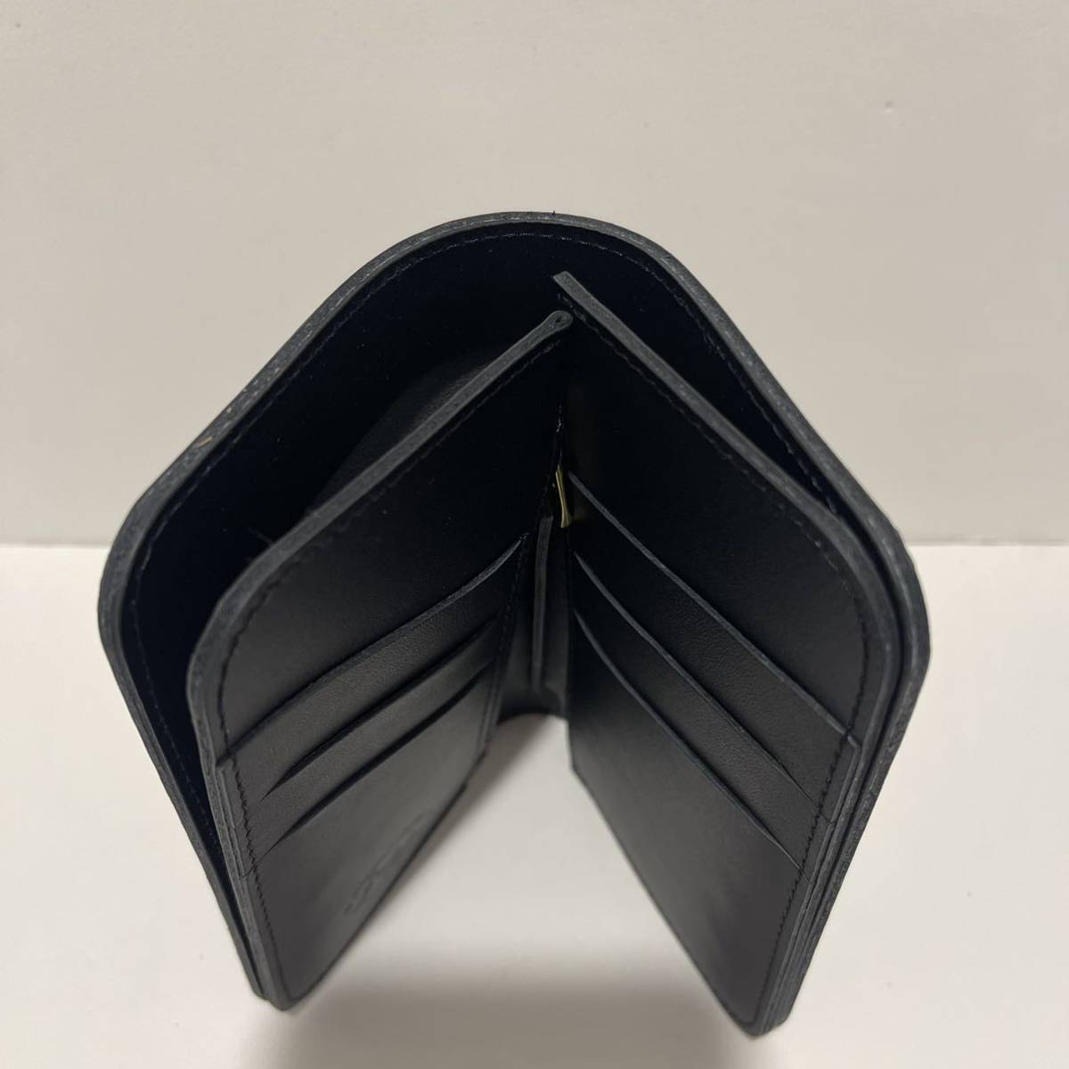 革蛸　台形ミドルウォレット　二つ折り財布　ブラック/ブラックステッチ　正規品_画像8