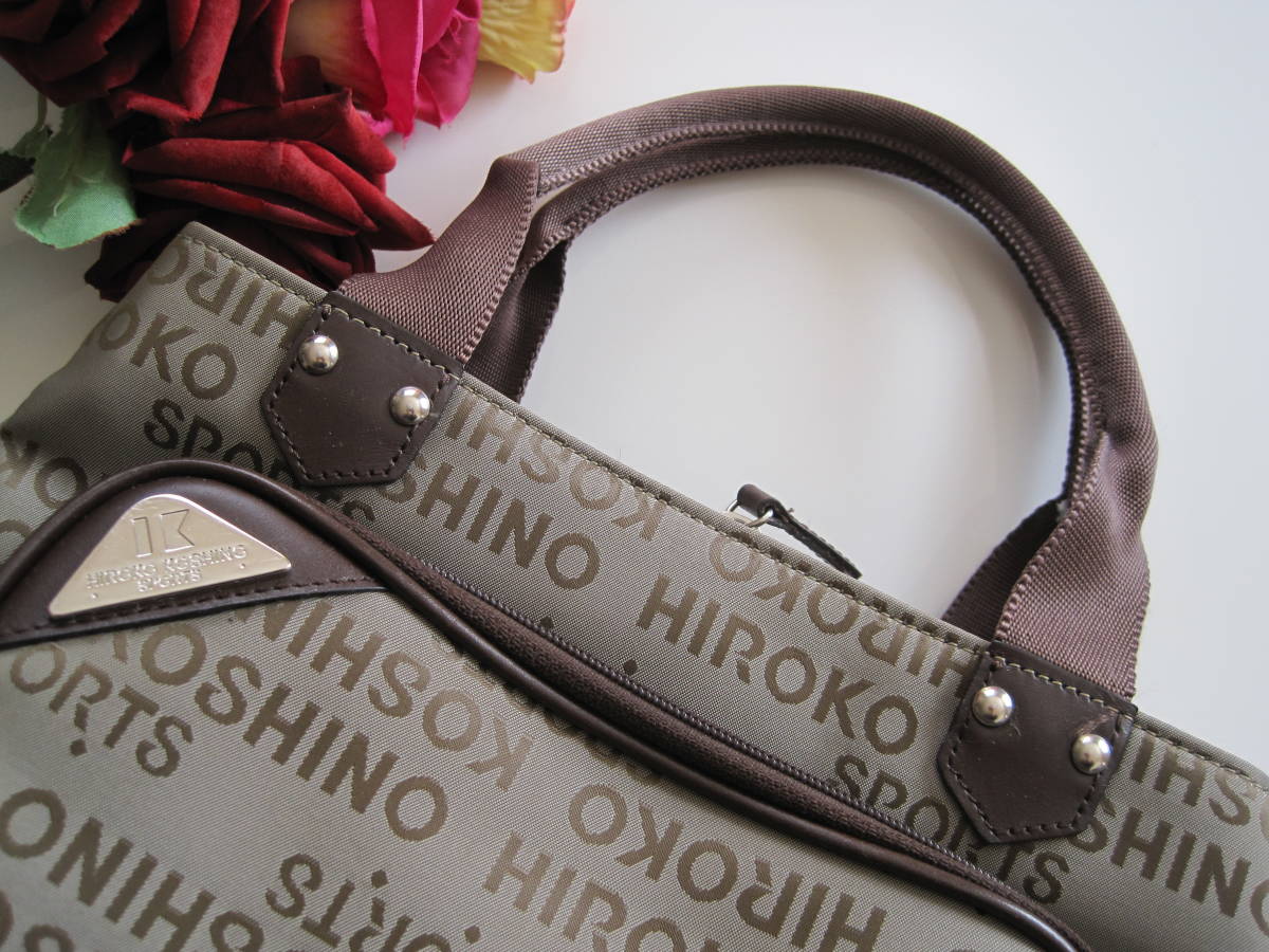 ★美品・HIROKO KOSHINO・ヒロココシノ・ナイロントートバッグ・ツーハンドル・淡いモスグリーン×こげ茶・収納多い・送料７１０円★_画像3