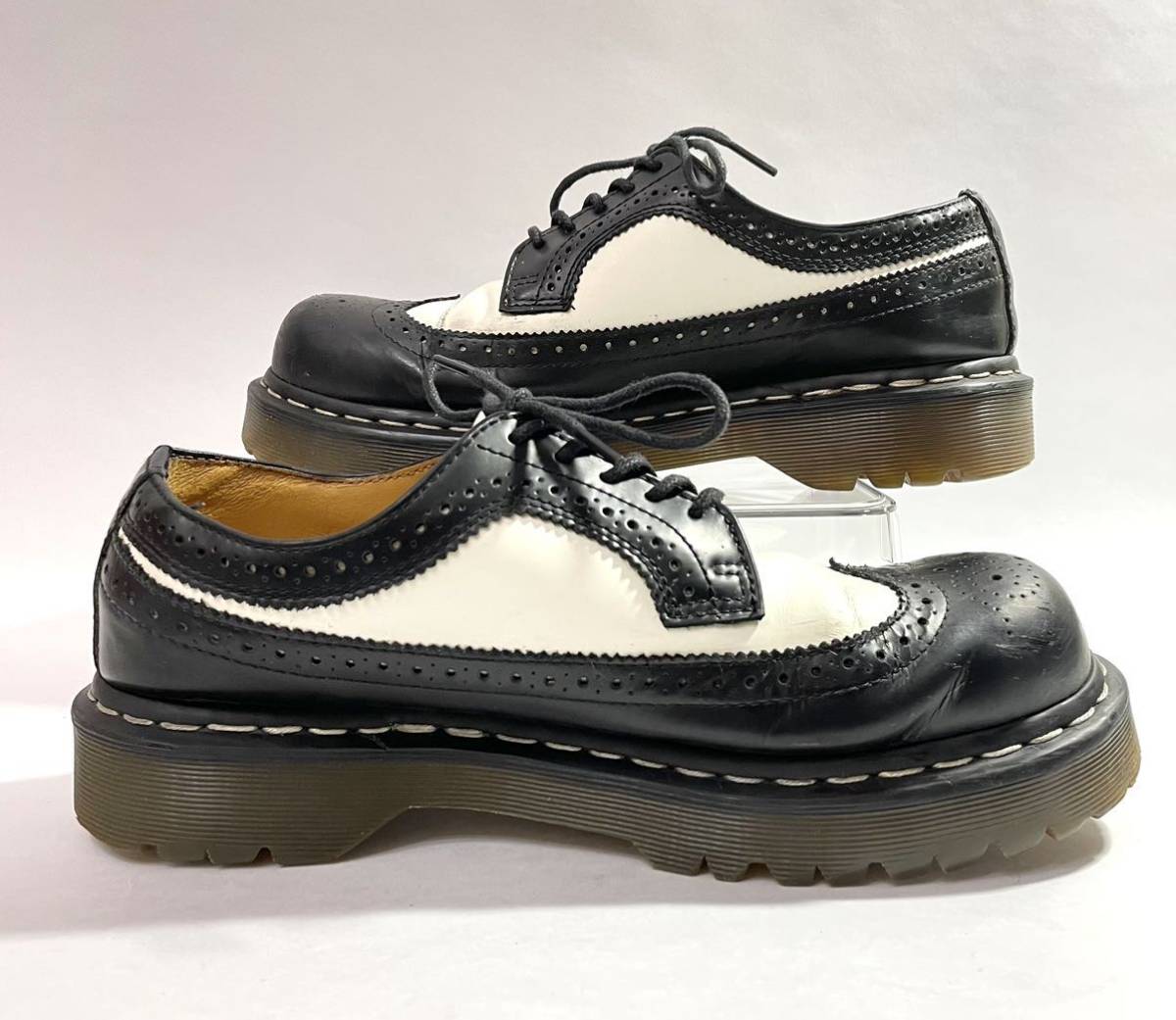 Dr.Martens 5EYE BROGUE SHOES 10458 ドクターマーチン ウィングチップシューズ バイカラー レザーシューズ UK8 ブラックホワイト 正規品_画像4