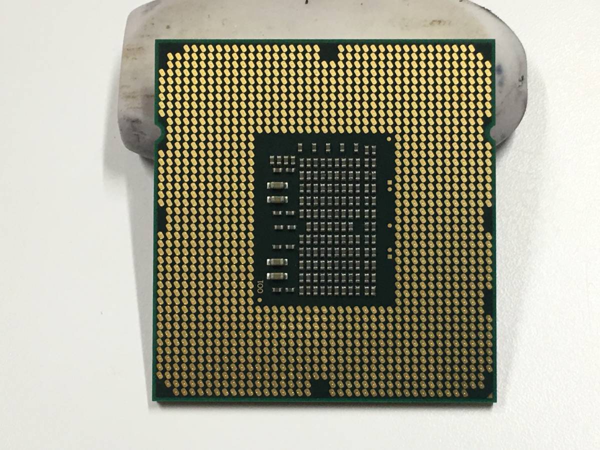 B1612)Intel Xeon LC3518/1.73GHz/2MB/SLBWH/FCLGA1366 中古動作品_画像2