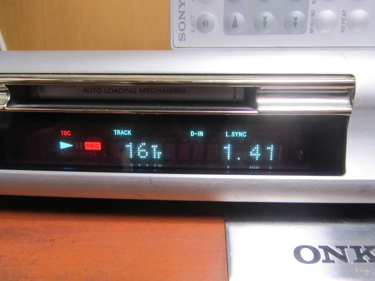 7000円 【稀少・TYPE-S搭載・リモコン付】SONY MDS-DAV1 動作 7000円 【稀少・TYPE-S搭載・リモコン付】SONY MDS-DAV1 動作