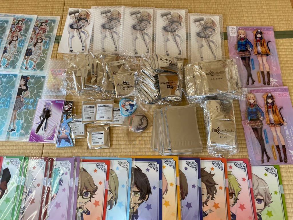 アニメ グッズ まとめ売り ラブライブ Fate リゼロ ヘブンバーンズレッド うたの☆プリンスさまっ クリアファイル アクリル 缶バッジ 非売_画像3