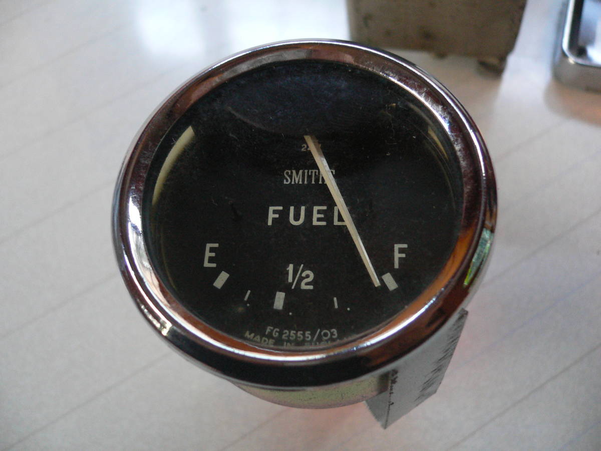 車載時計、燃料計、バキュームゲージ　ジャンク_画像2