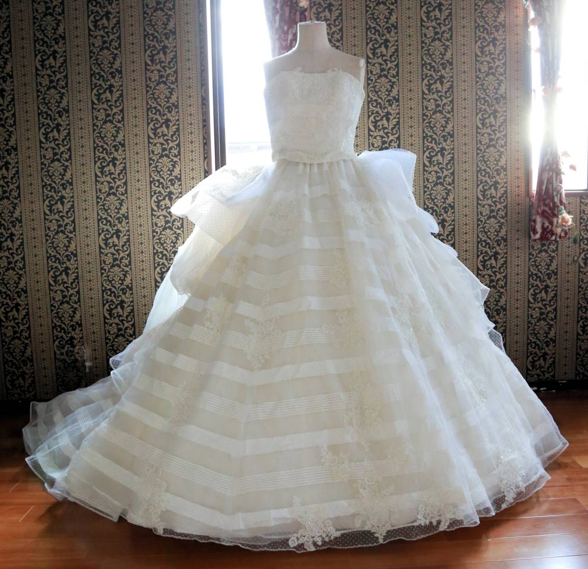  volume enough super-gorgeous Alpha Blanc ka high class wedding dress 9 number 11 number M~L size separate long train 