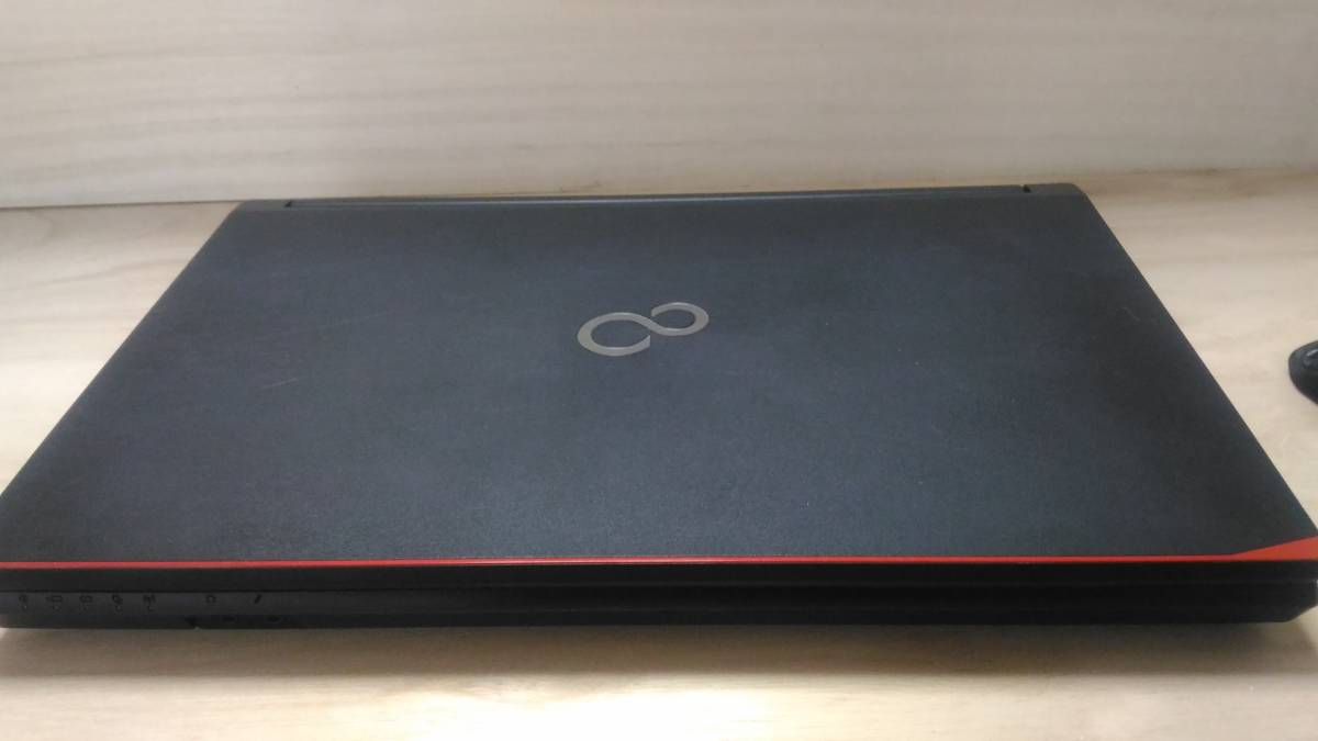 lifebook A573/GX 4GB SSD128GB CPU celeron B730 無償保証１年付き_画像1