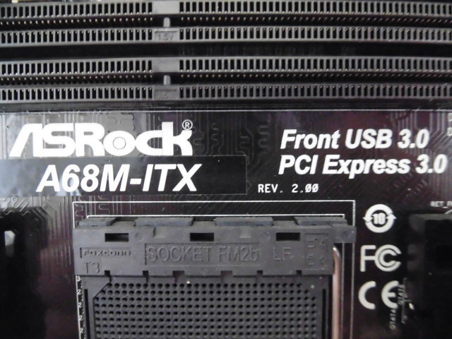 ASROCK A68M-ITX R2.0 (AMD A68H) SocketFM2+ Mini-ITX ★中古正常品★_画像4