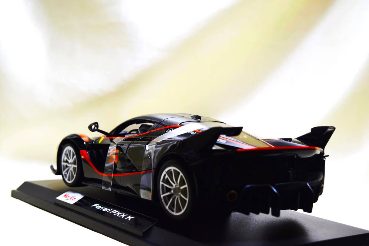 新品マイスト1/18【Maisto】■Ferrari FXXK■フェラーリ/ポルシェ/BMW/アウディ/ランボルギーニ/メルセデス/オートアート/京商/ブラーゴ/_画像3