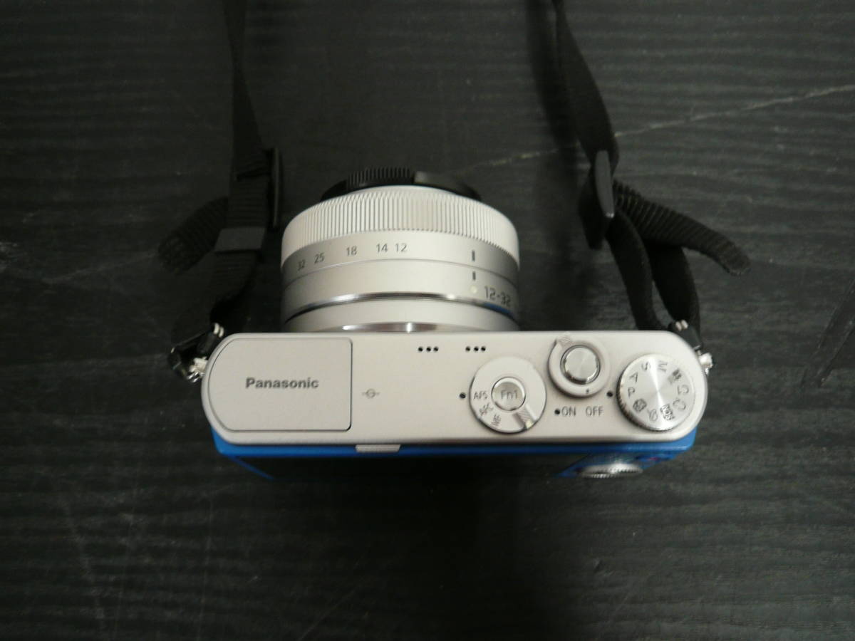 SS35 ミラーレス一眼レフカメラ パナソニック Panasonic DMC-GM1SK レンズキット 12-32mm F3.5-5.6 元箱 15mm F1.7 ASPH 付属 BCARR LUMIX_画像5