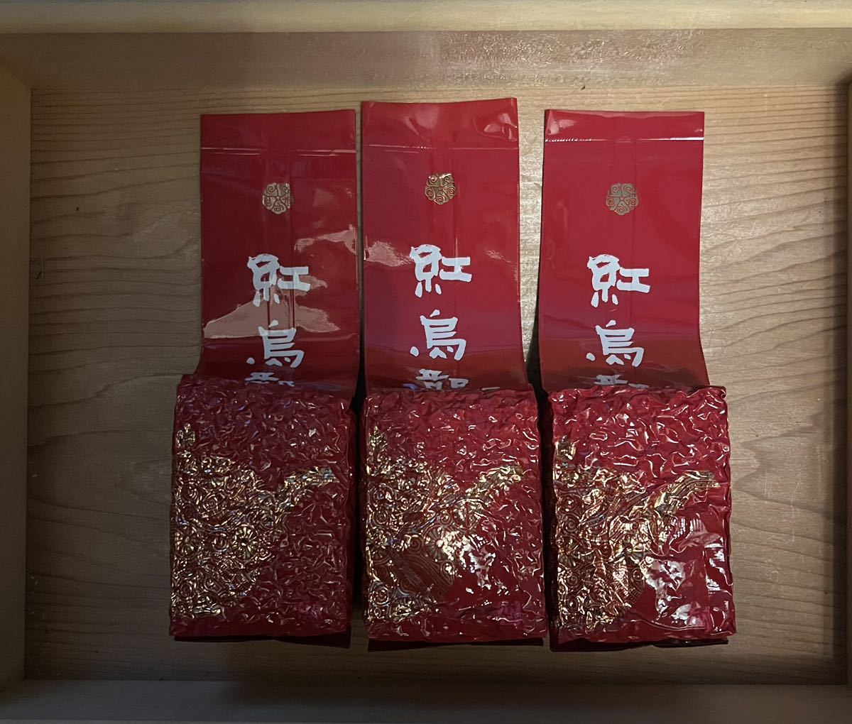 台湾茶　梨山蜜香紅烏龍茶　150g3個_画像1