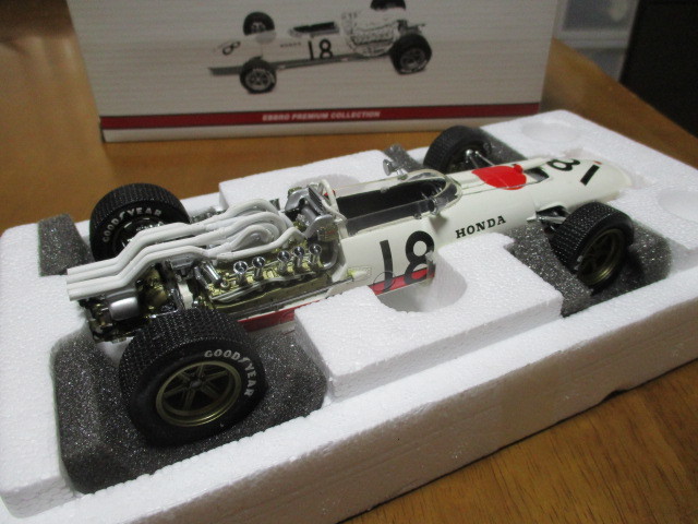 エブロ　1/20　 「　ホンダ　RA273　F1　」　　1966ｙ　　イタリアGP　　#18　・送料 600円（特定記録郵便）　商品説明カード付_画像9