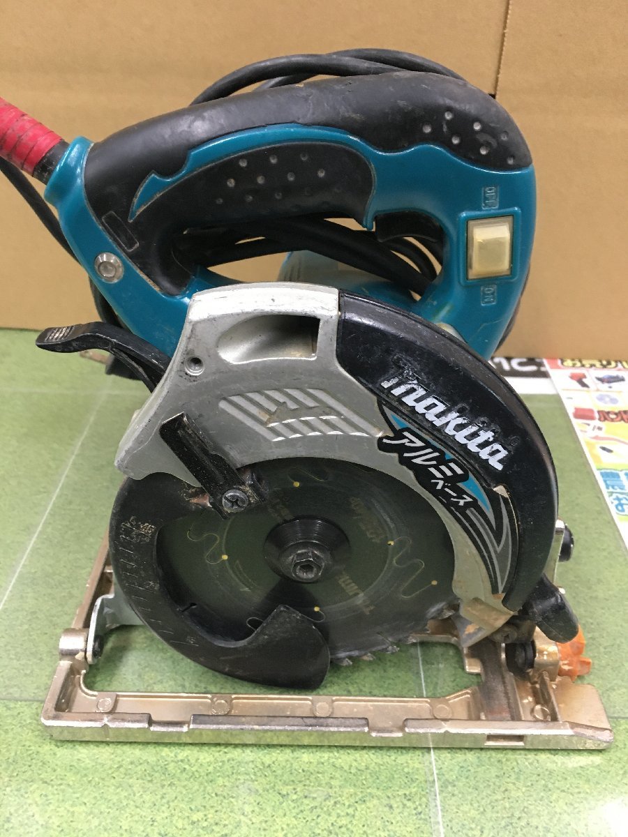 【中古品】　makita(マキタ) 125㎜ 電気マルノコ アルミベース　5230 / ITBDYX3H4NZE　Y32