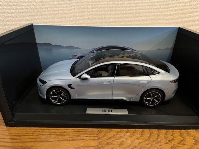 土屋圭市サイン入り！BYD SEAL シール　海豹 1/18モデルカー 模型 BYDミニカー _画像1