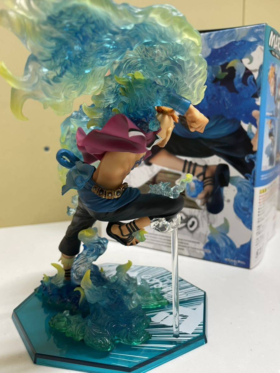 ワンピース フィギュア フィギュアーツzero ONE PIECE BATTLE ver. Figuarts 頂上戦争 白ひげ海賊団 マルコ 不死鳥 マリンフォード_画像10