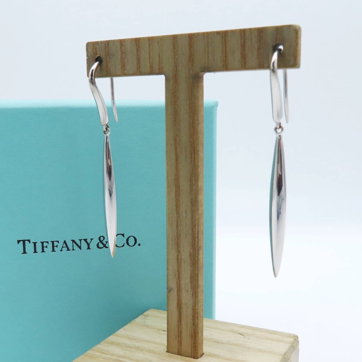 【送料無料】 極希少 美品 Tiffany&Co. ティファニー ホワイト ゴールド フェザー フック ピアス 750 K18 XZ43の画像3