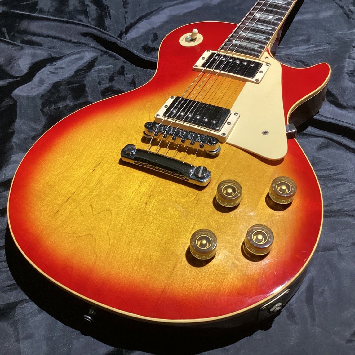 Gibson Les Paul Standard / CS 1979年製【三条店】
