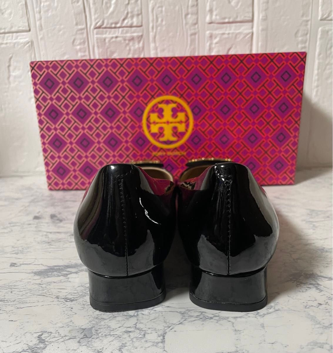 【新品】 Tory Burch ローヒールパンプス エナメル ブラック 24.5cm