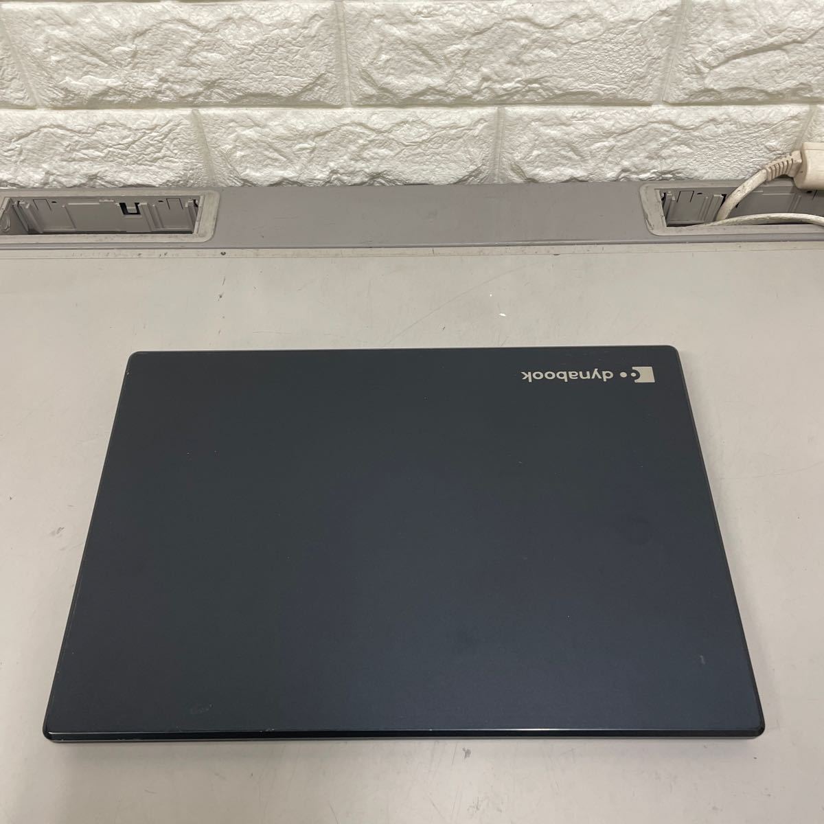 ケ65 TOSHIBA dynabook G83/M PG83MTCCGL7AD21 Core i5 8250U メモリ8GB_画像4