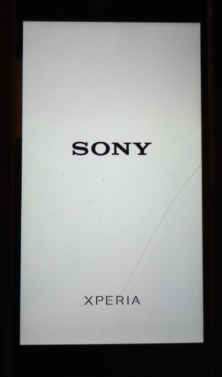 Xperia　z５コンパクト　SO-02H ジャンク品_画像1