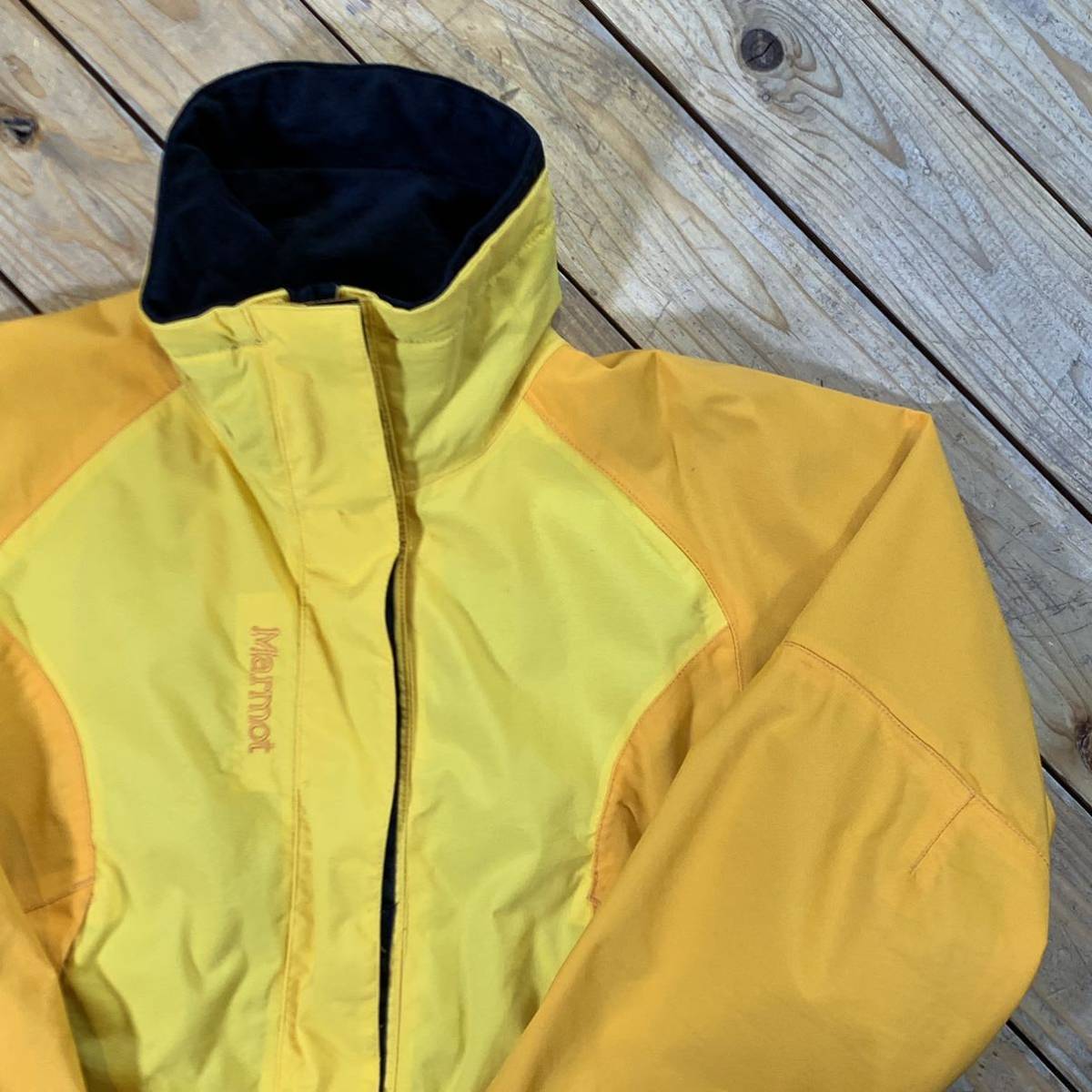 USA古着 Marmot マーモット アウトドア ジャケット レディース サイズ S キャンプ 登山 防寒 保温 ギア 保温 機能性 アメリカ仕入 J3213
