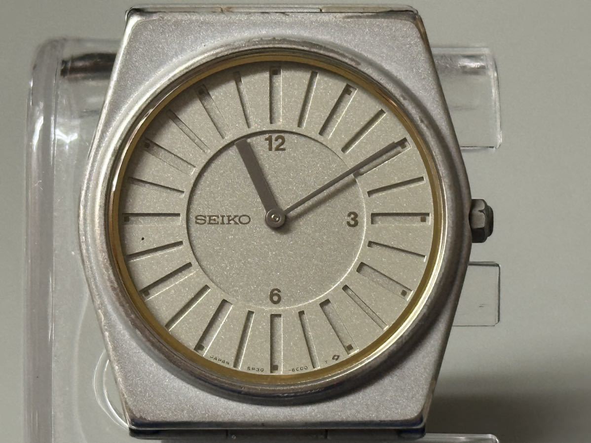 Yahoo!オークション - 1円〜 セイコー SEIKO クォーツ 5P30-6B70 Yahoo!オークション - 1円〜 セイコー SEIKO クォーツ 5P30-6B70