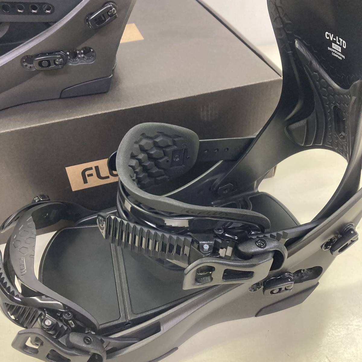 23-24 正規品 新品 FLUX CV LTD BLACK M サイズ フラックス ビンディング スノーボード SNOWBOARD BINDING シーブイ リミテッド ブラック_画像7