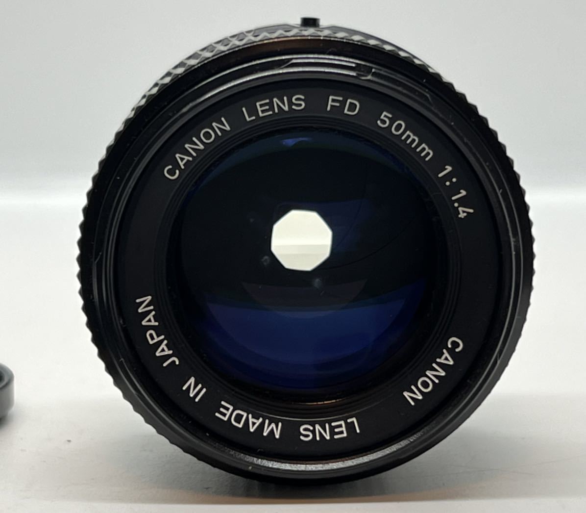 Canon キャノン AE-1 一眼レフフィルムカメラ / CANON LENS FD 50mm 1:1.4 【ANF129】_画像9