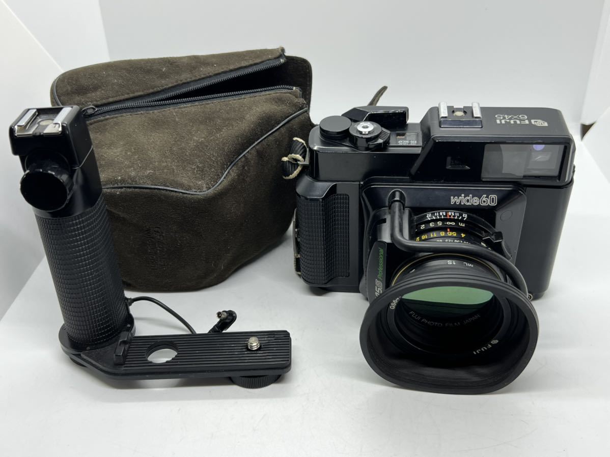 美品 FUJI GS645S professional 6×4.5 wide60 中判フィルムカメラ 【AKN117】_画像1