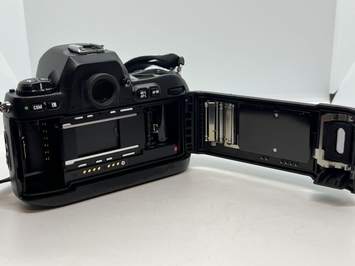 美品 Nikon ニコン F100 ボディ 一眼レフフィルムカメラ 【TYS103】_画像7