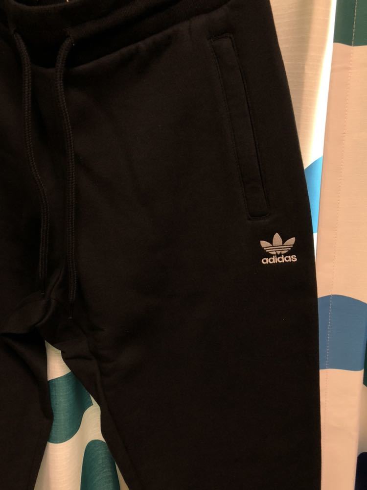 ラスト1点! 定価以下! XL 新品 アディダス 上下 スウェット セットアップ ジャージ パーカー adidas ブラック_画像8