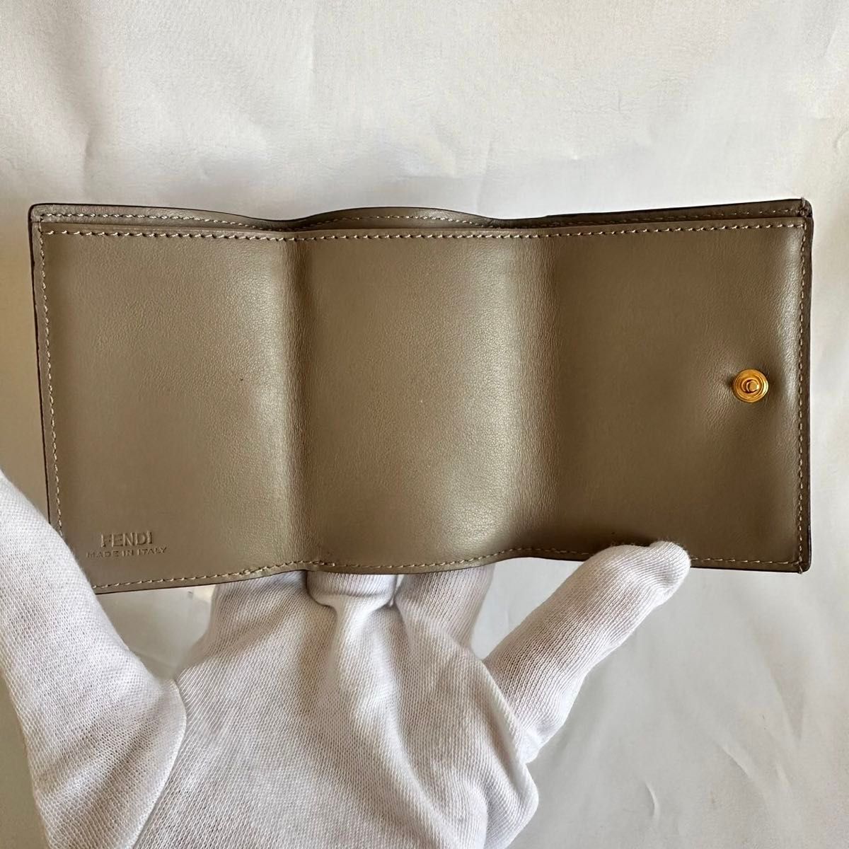 良品】FENDI フェンディ 財布 ウォレット ミニ財布 グレー 良品】FENDI フェンディ 財布 ウォレット ミニ財布 グレー