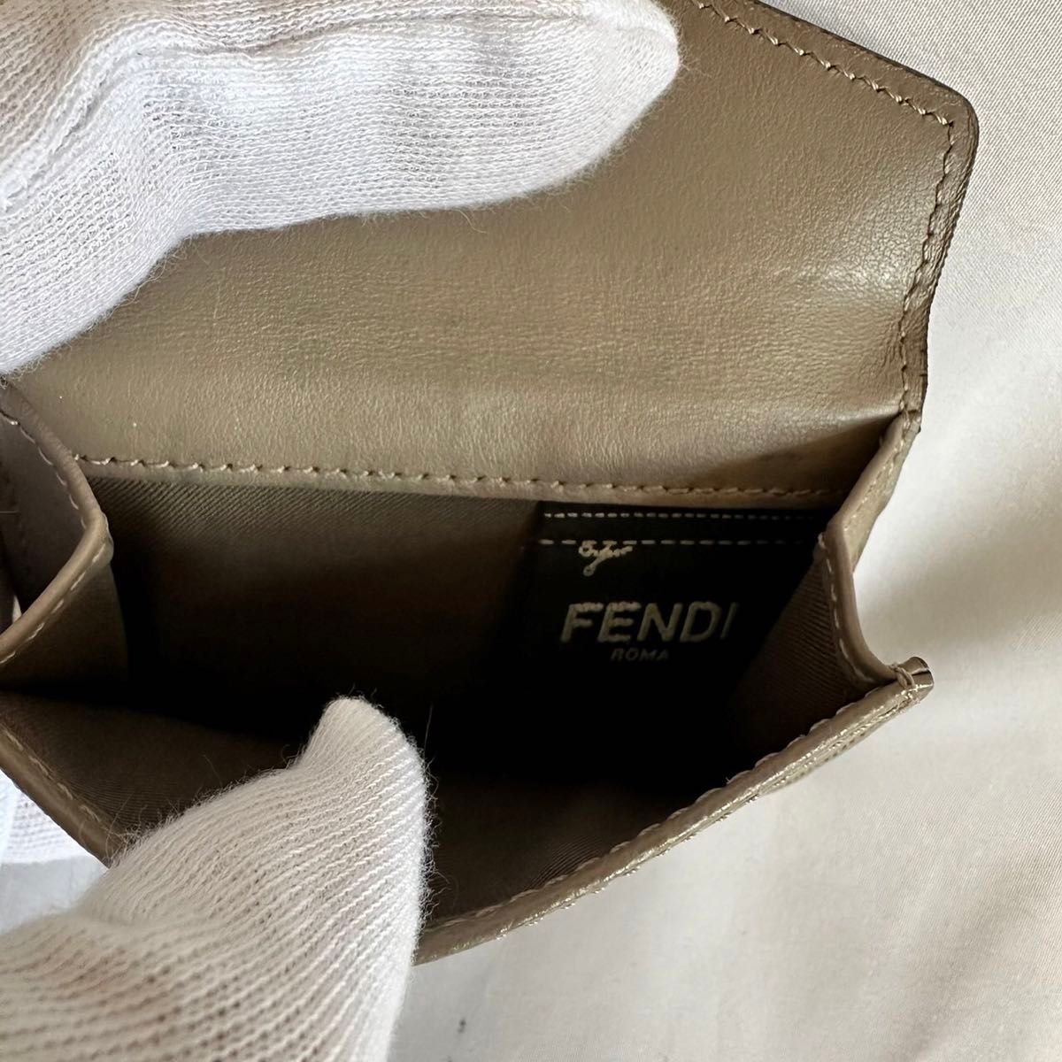 【良品】FENDI フェンディ　財布　ウォレット　ミニ財布　グレー　エフイズ　三つ折り　レザー　ロゴ　F IS  FENDI