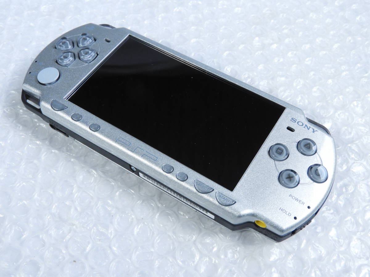 未使用品　PSP2000クライシスコア　ファイナルファンタジー7 10周年限定版　付属品完備　SONY ソニー プレイステーションポータブル_画像6