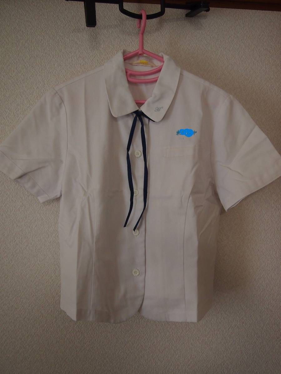 制服 ブラウス サイズL 最安送料185円 0723の画像1