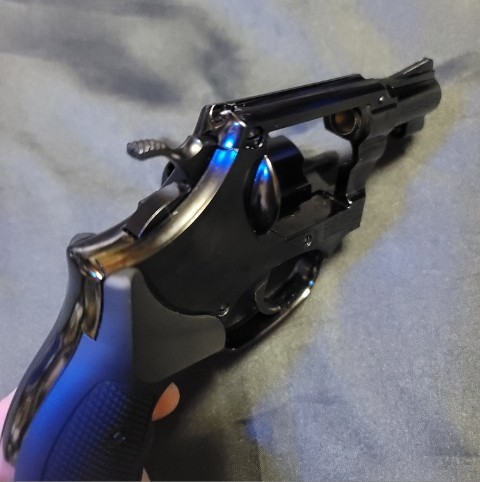 マルシン S&W M36 チーフスペシャル 2インチ Wディープブラック 6㎜Xカートリッジ_画像8