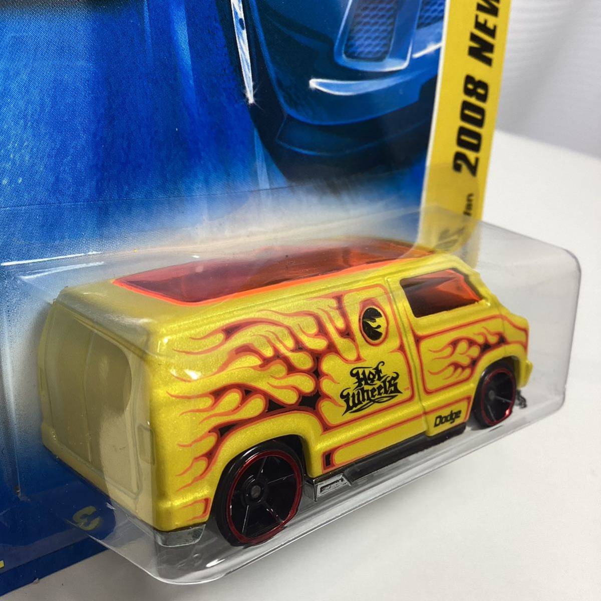 ☆ホットウィール☆ カスタム　'77 ダッジ　バン　　黄色　Hot Wheels _画像4