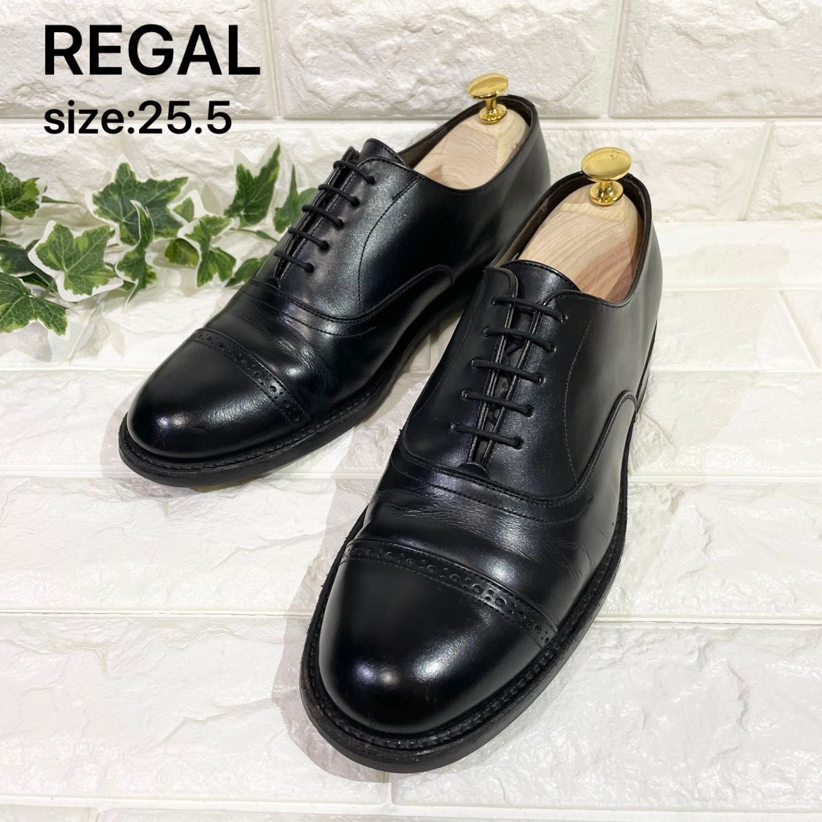 使用数回 REGAL リーガル 10GR ストレートチップ 内羽根 黒 26.5 REGAL リーガル ビジネスシューズ 革靴 ストレートチップ 内羽根