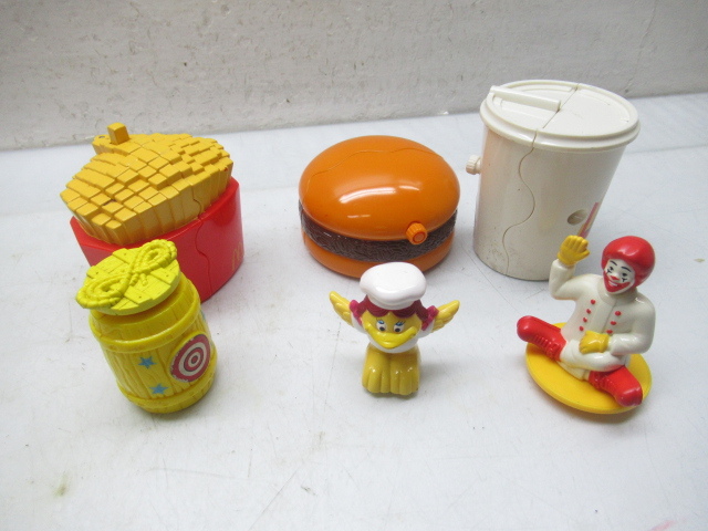 42744 マック ハッピーセット 玩具 ハンバーガー ポテト ドナルド まとめ売り ぬいぐるみ フィギュア 当時物 古い セット_画像2