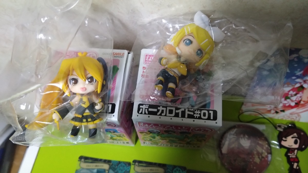 ボーカロイド、VOCALOID、グッズセット売り■鏡音リン、亞北ネル、巡音ルカ、初音ミク、悪ノ娘、ねんどろいどぷち、カード、他_画像2