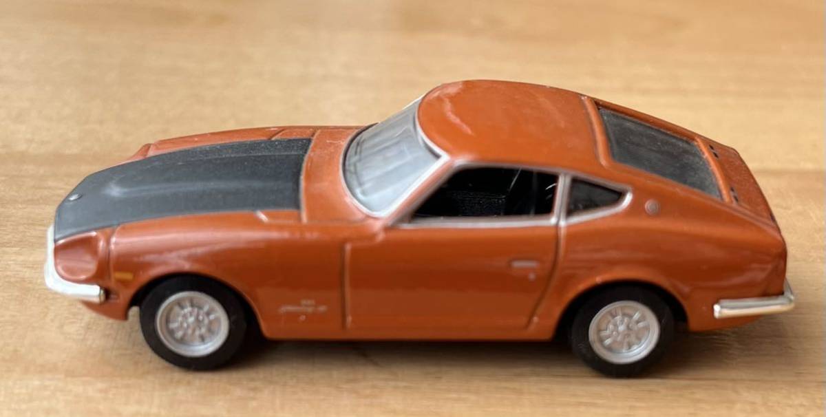 *yo- Dell real X Nissan Fairlady Z minicar used 1/72 scale NISSAN old car S30 orange 