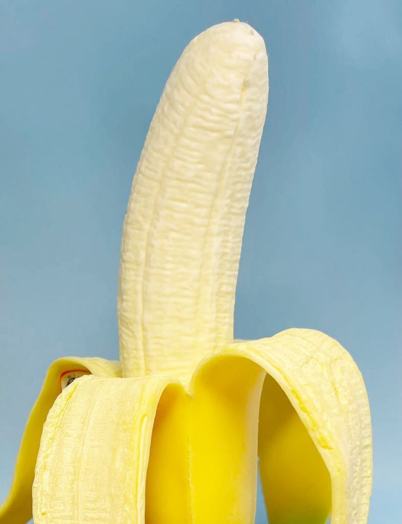 ◆バナナ スクイーズ 剥きバナナ ぷにぷに 実物大 実寸大 ふにふに 剥ける リアル 果物 中古_画像2