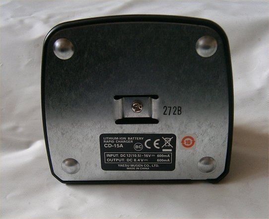 CD-15A　ヤエスVX-5/VX-6/VX-7用急速充電器　中古美品_画像2