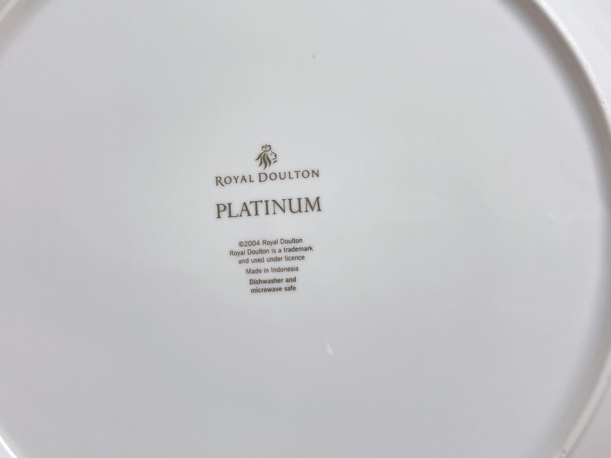 ROYAL DOULTON ロイヤルドルトン PLATINUM プラチナ ディナープレート ペア