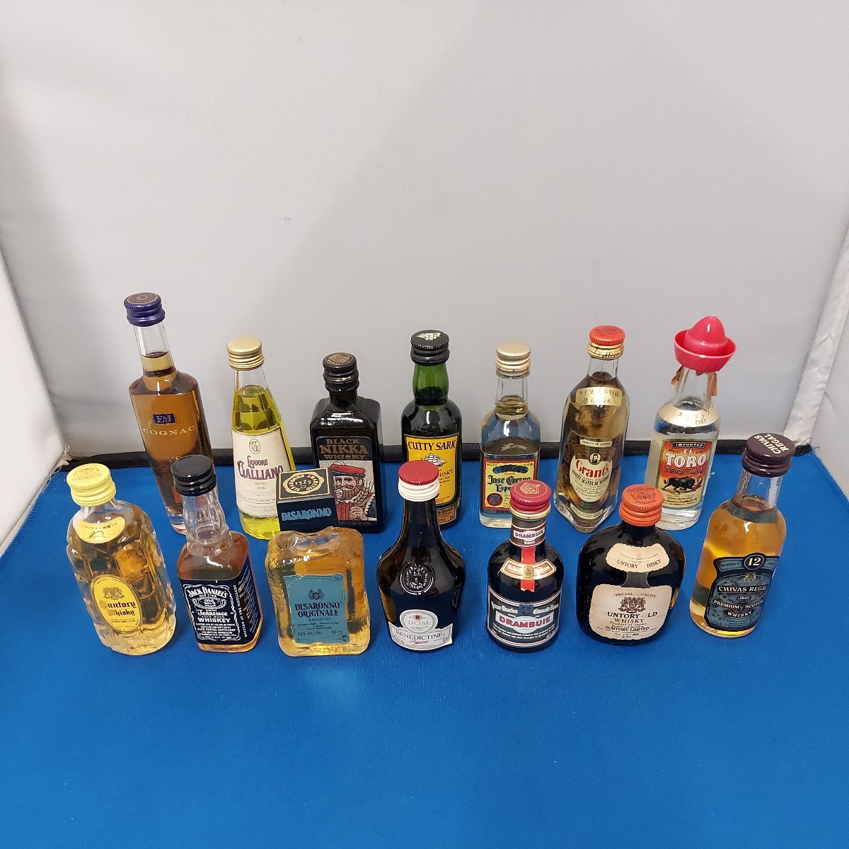 * old sake new goods condition / unopened goods Mini bottle 14 point set / together Spirits Bourbon whisky SUNTORY Jack Daniel NIKKA COGNAC*
