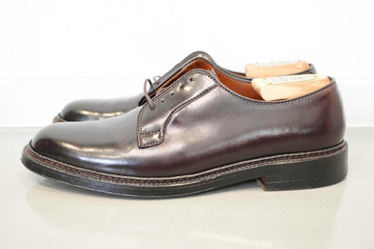 【極美品】ALDEN オールデン SHELL CORDOVAN LEATHER シェルコードバンレザー プレーントゥ シューズ 990 8.5D(26.5㎝相当）_画像3