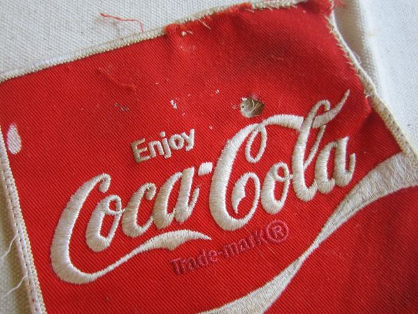 【中古】ビンテージ Coca Cola コカ・コーラ 刺繍 ワッペン/パッチ 企業 USA 古着 アメリカ アメカジ カスタム キャップ ワークシャツ 226_画像2